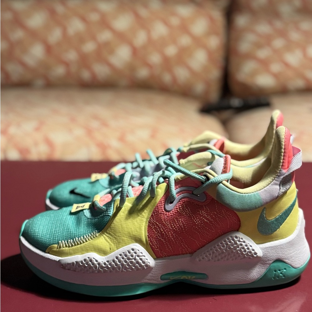 Paul George x Nike - Picture 6 of 7